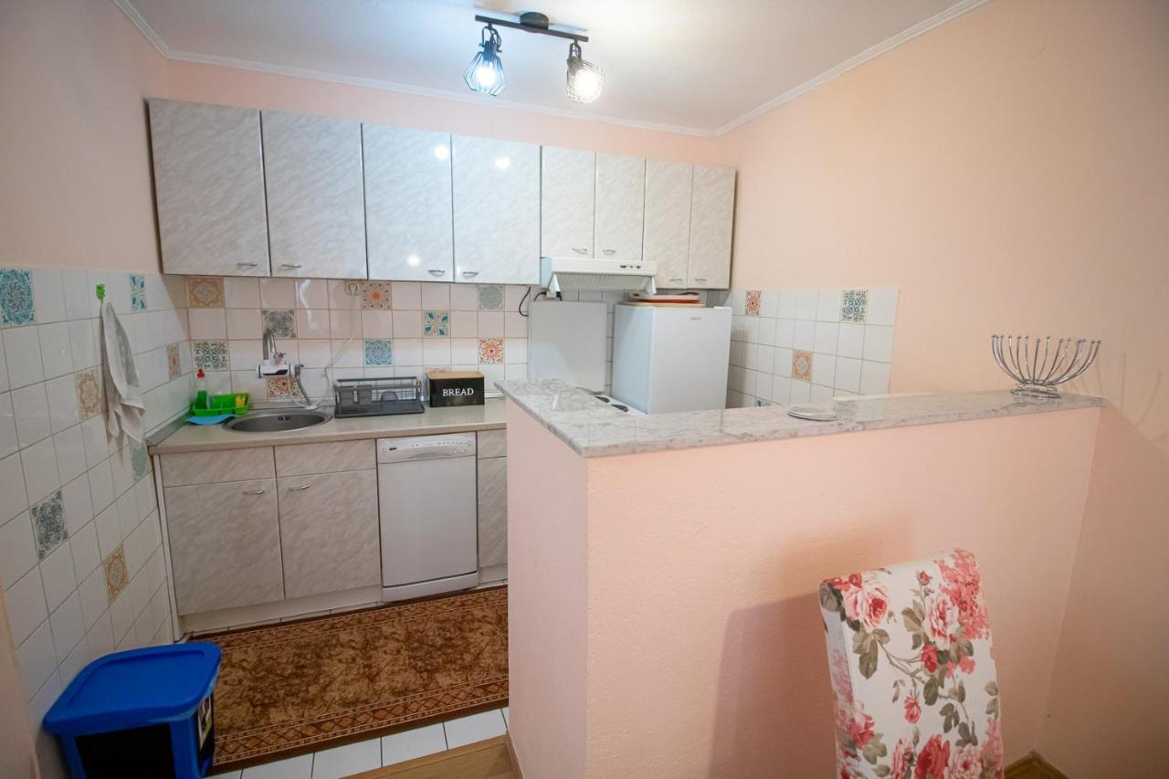 Butterfly Appartement Mostar Buitenkant foto