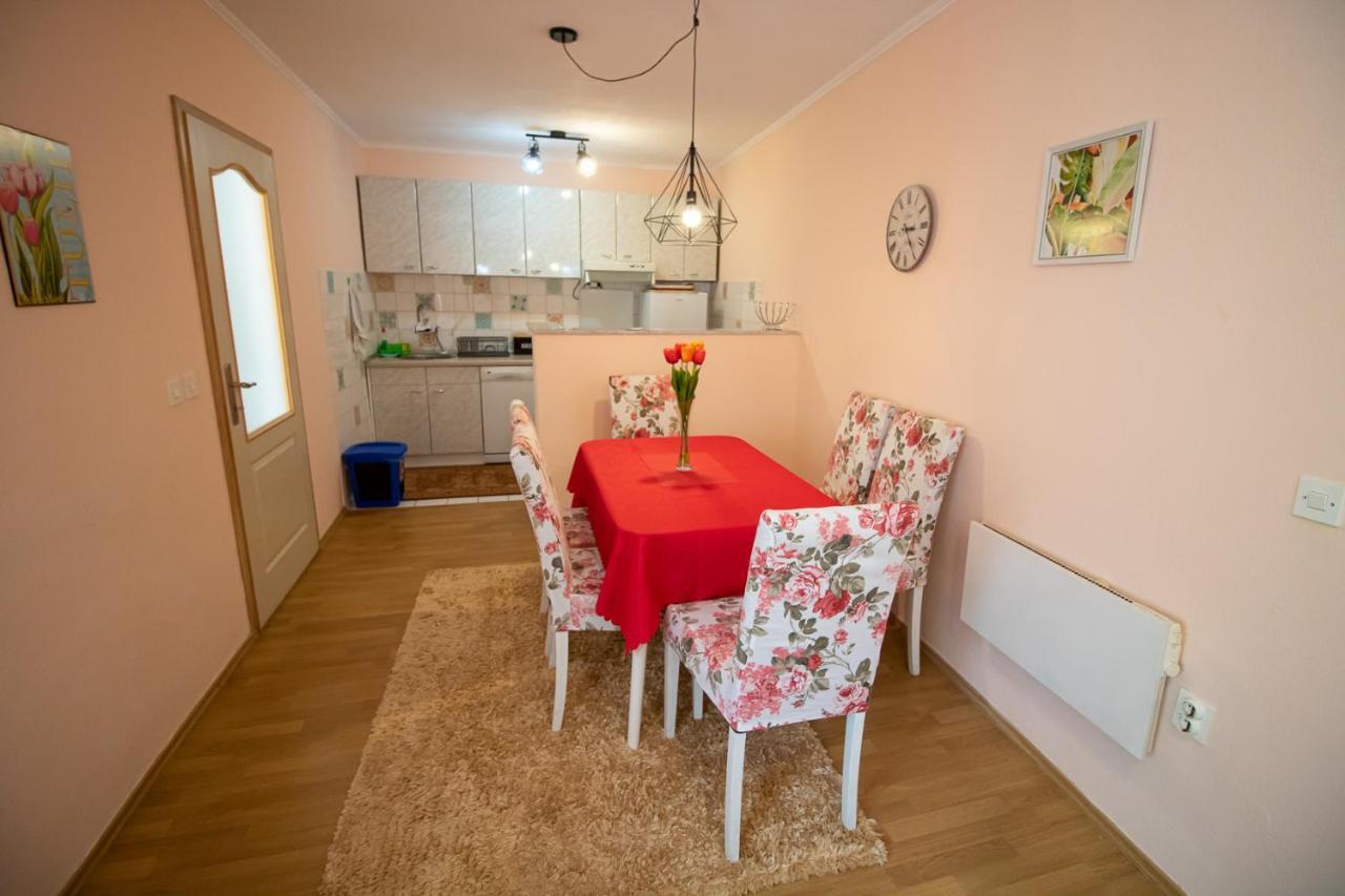 Butterfly Appartement Mostar Buitenkant foto