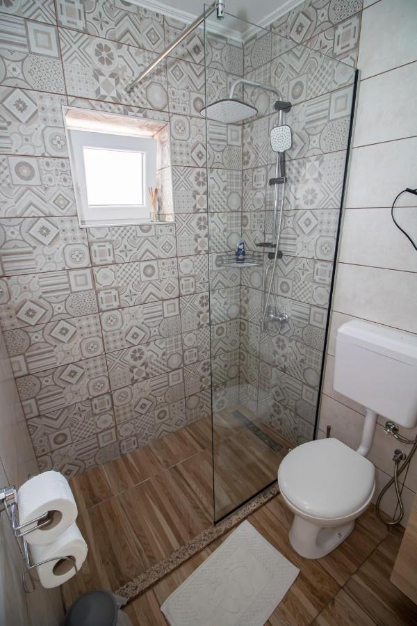 Butterfly Appartement Mostar Buitenkant foto